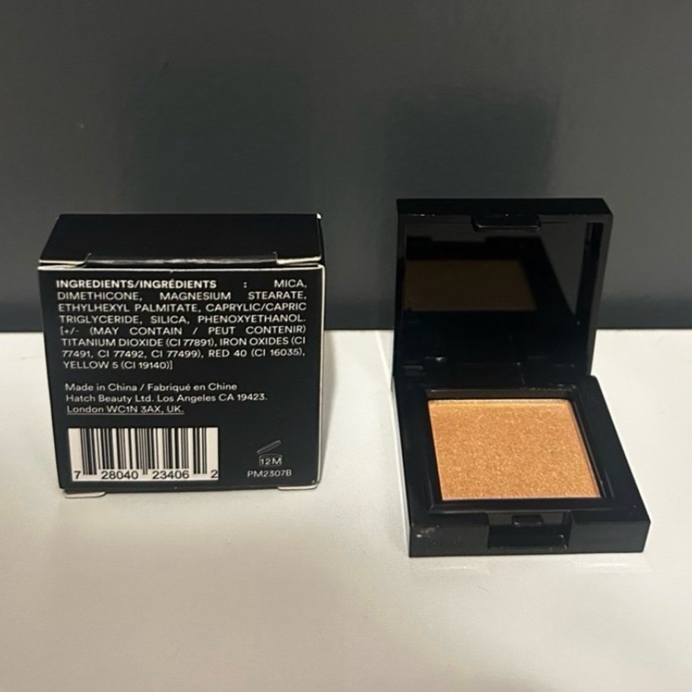 ⭐️ Phase Zero Crown Powder Highlighter - Picture 2 of 2
